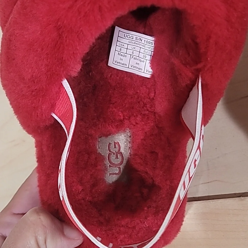 ⚘️ UGG FLUFF YEAH SLIDE SLIPPERS ⚘️ - Picture 12 of 13